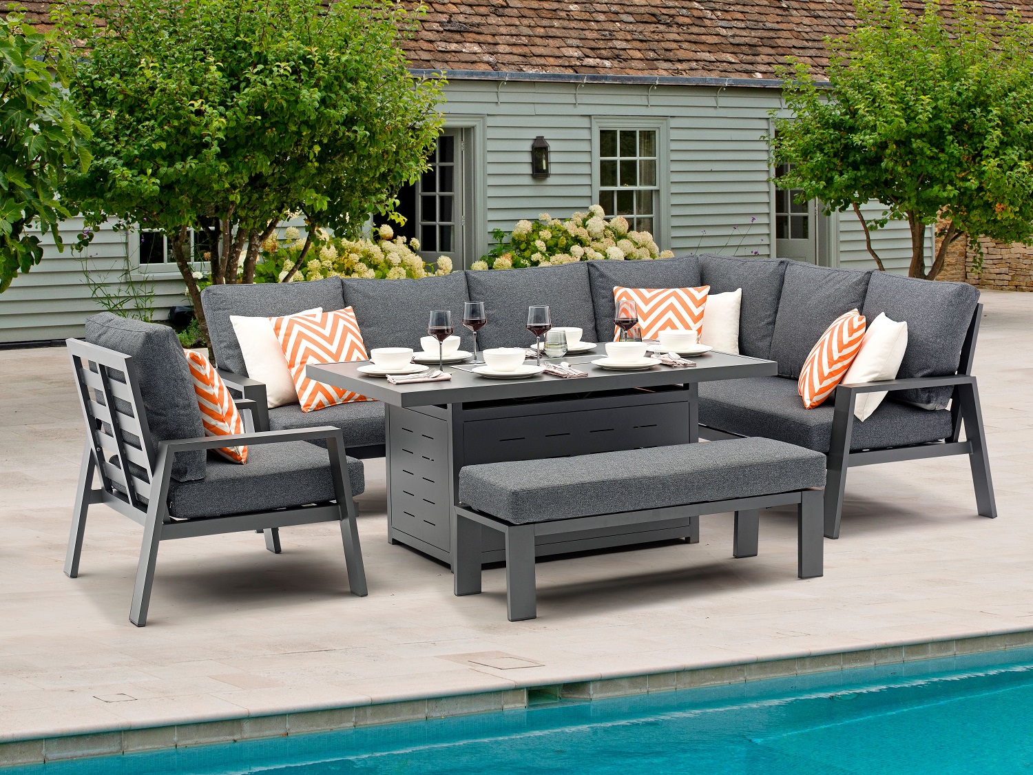 Amsterdam Adjustable Height Garden Table Set Buy The New Titchwell