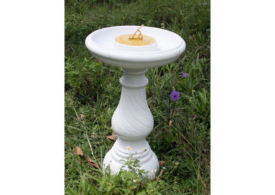 Enigma Swirl Sundial Statue – White