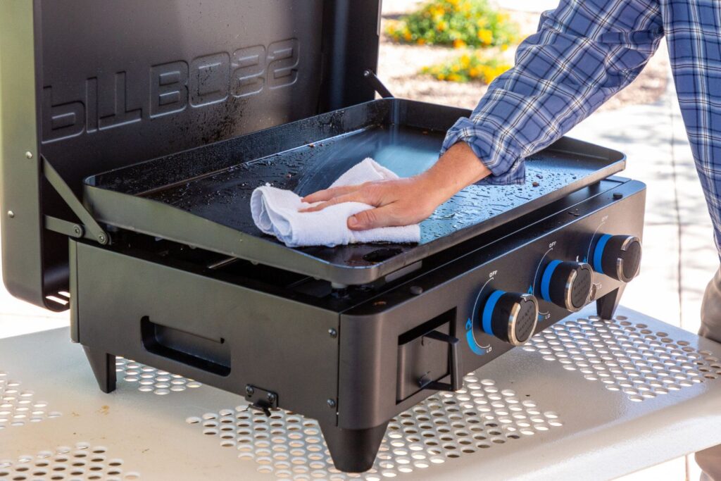 Pit Boss cleaning image