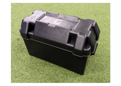 CRUSADER LARGE BATTERY BOX N111