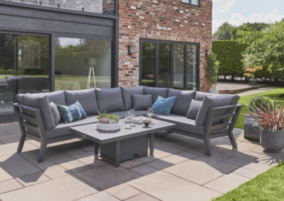 Life timber corner set