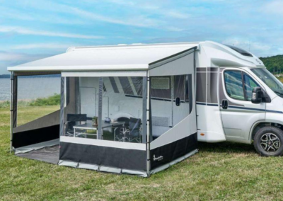 Isabella Wind Front 220