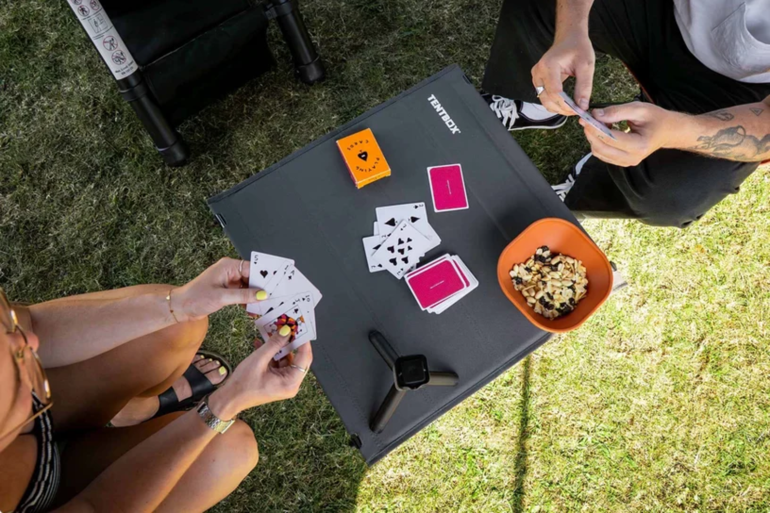 Card games at the table